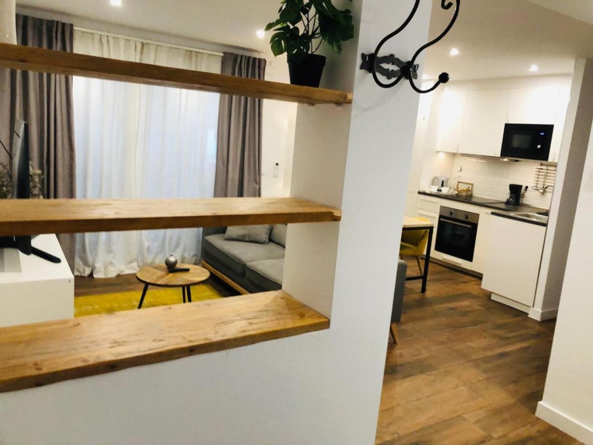 Petit Apartment Los Remedios Sevilla Exteriér fotografie